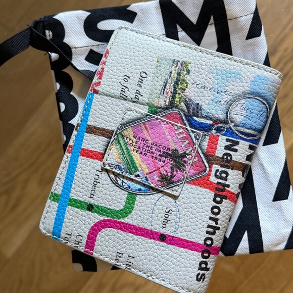 Marc Jacobs - The Passport Case - Picture 3 of 3
